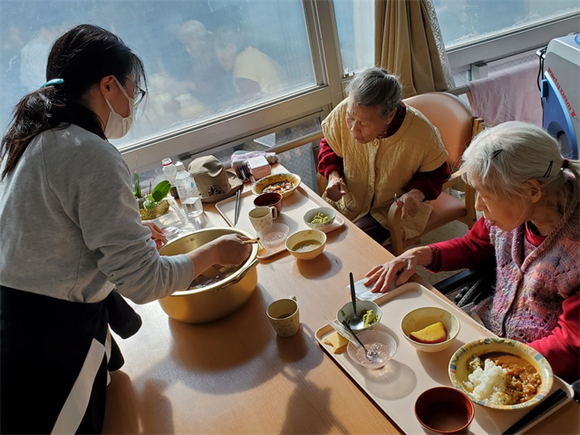 さつま芋の甘露煮と味噌汁