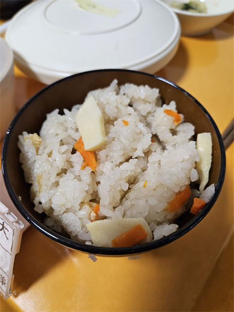 たけのこご飯美味