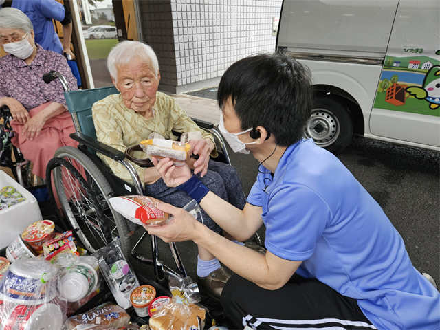 移動販売が来た