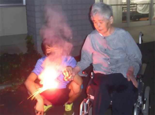 花火行いました