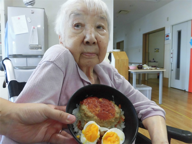 ロコモコ丼