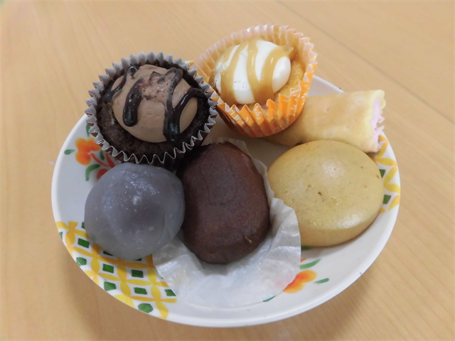 おやつバイキング