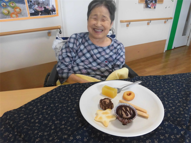 おやつバイキング