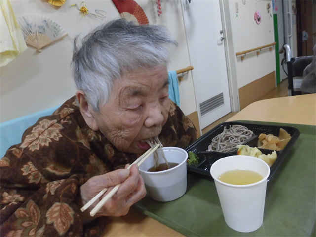 年越しそば食す