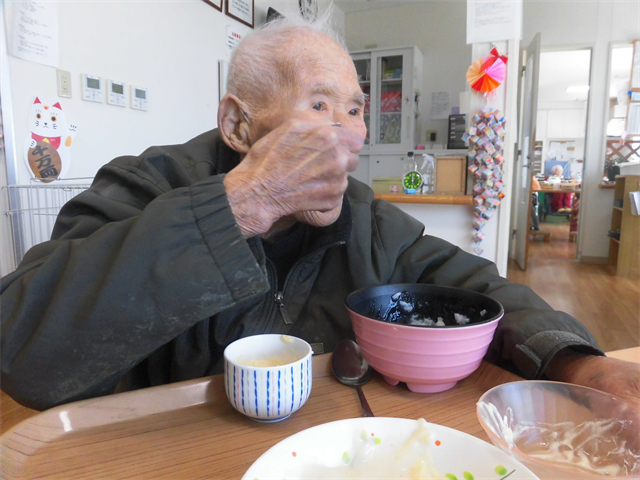 ちらし寿司頂く