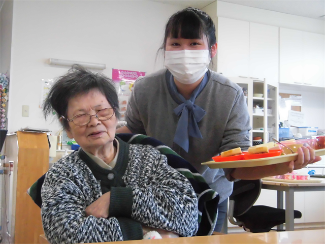 ひな祭り行う