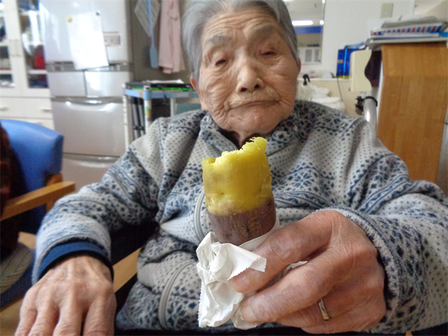 焼芋やきました