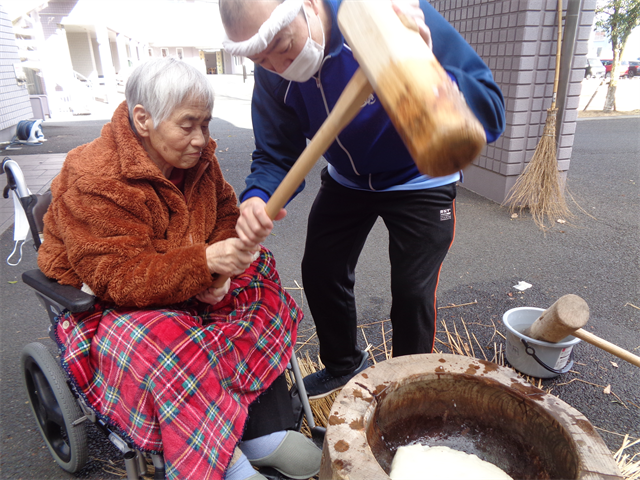 餅つき行いました