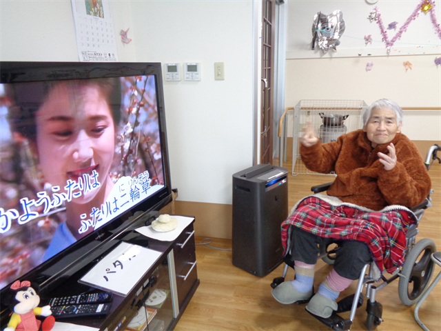 カラオケ行う