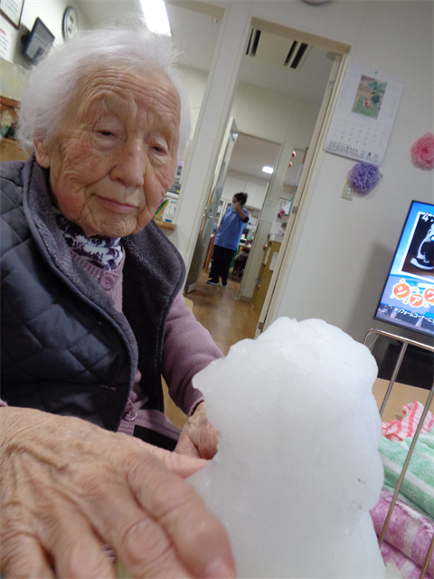 雪だるま触り