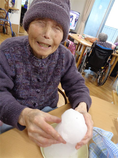 雪だるま触り