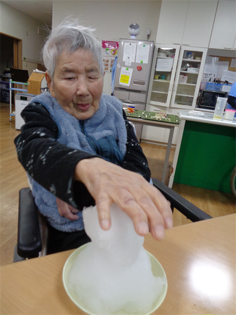 雪だるま触り