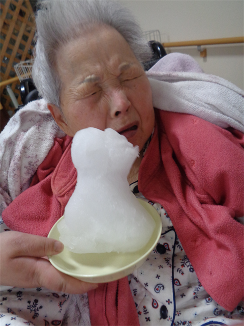 雪だるま触り