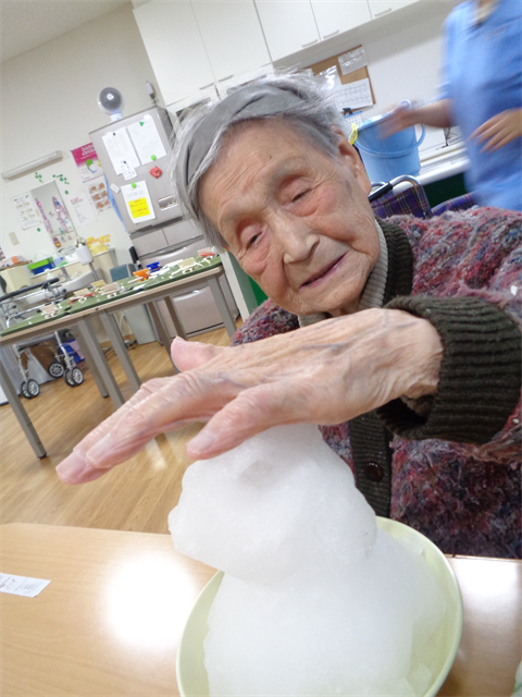 雪だるま触り