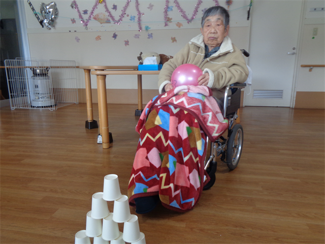 室内で身体動かす