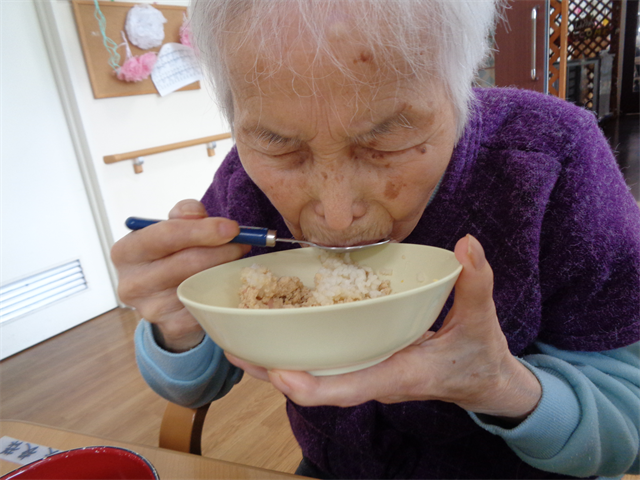 三食丼美味しい