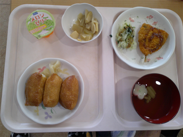 昼食いなりずし