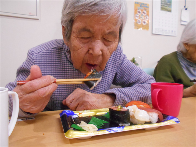 夕食のお寿司