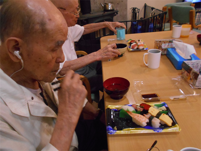 夕食のお寿司