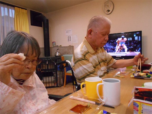 夕食にお寿司