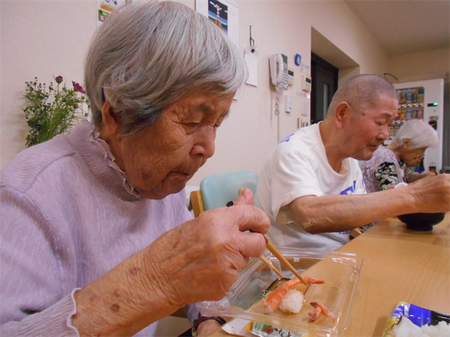 夕食にお寿司