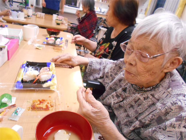 夕食にお寿司