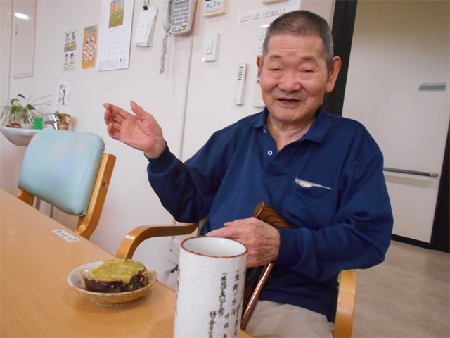 お芋食す