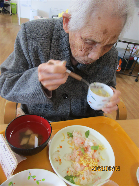 ひな祭り特別メニュー