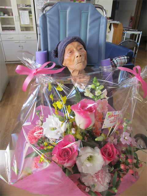 ご家族様からお誕生日のお花