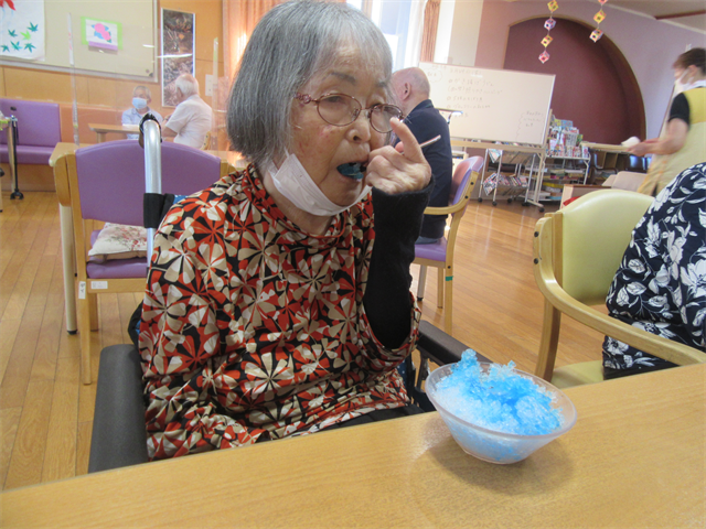 かき氷を食べよう