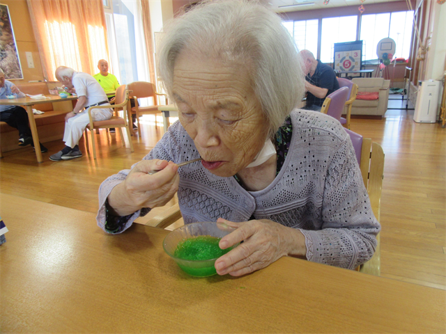 かき氷を食べよう