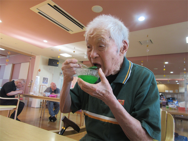 かき氷を食べよう