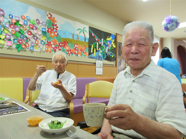 おやつバイキング