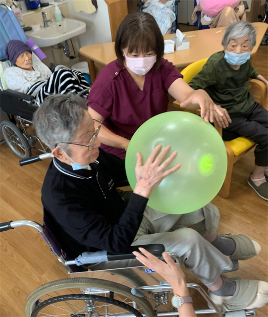 アクティビティー