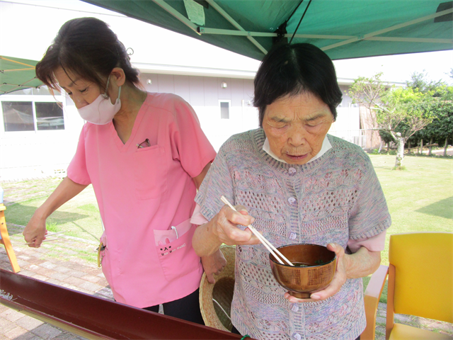 流しそうめん