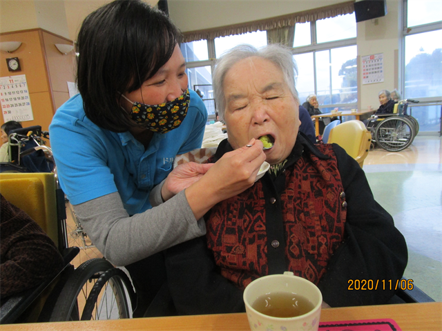 さつまいも食す