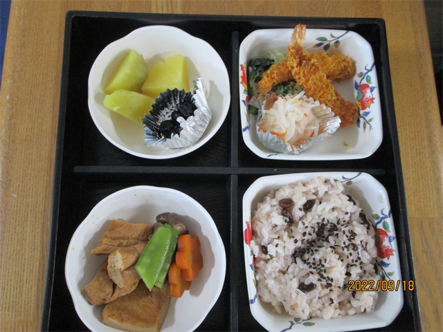 敬老会の昼食