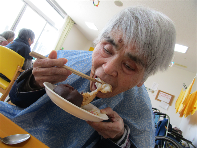 おはぎを食す