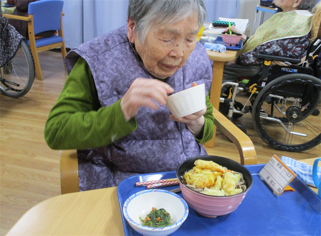 年越しそば食す