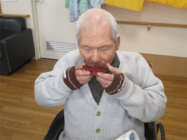 お屠蘇をいただく
