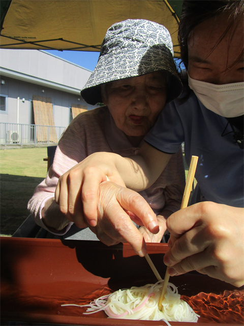 流しそうめん