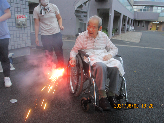 花火をやりました