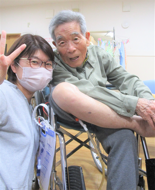 レクレーションやリハビリの様子