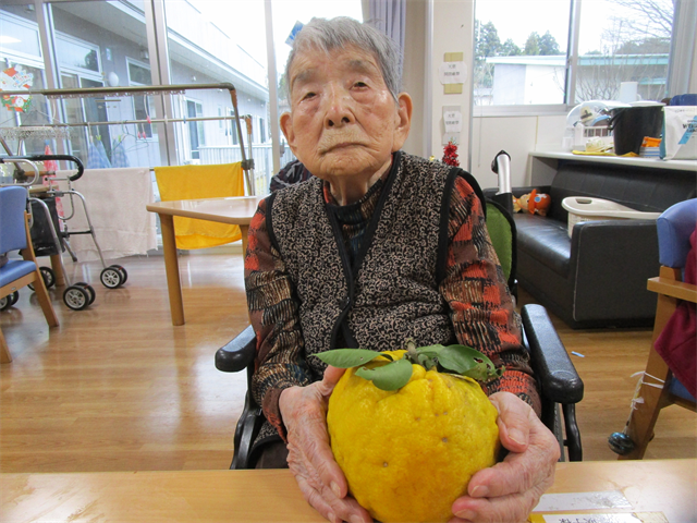 大きなゆず頂く