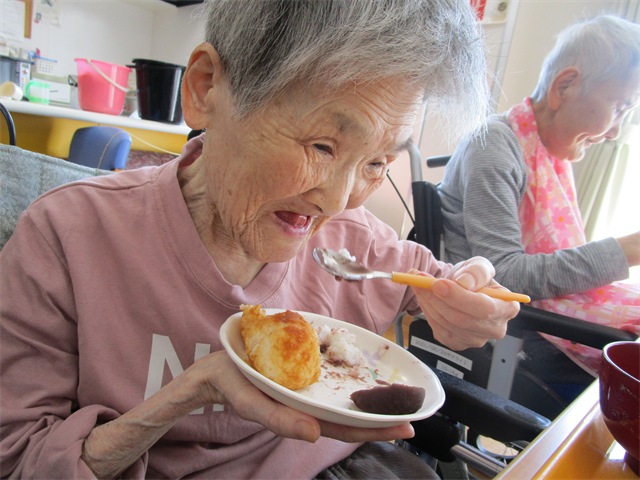 お昼におはぎが