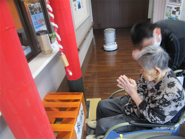 イルカ神社お参り