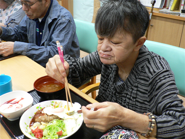 ライブキッチン