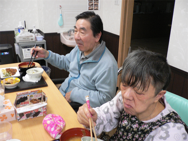 秋の味覚　芋ご飯♪