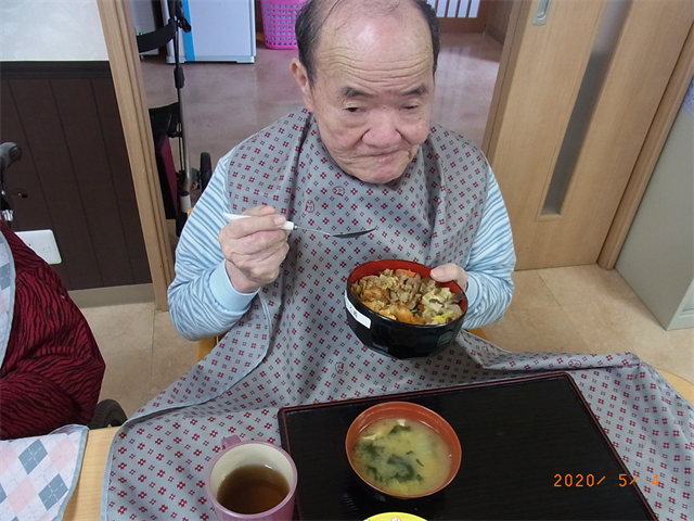 昼食の風景