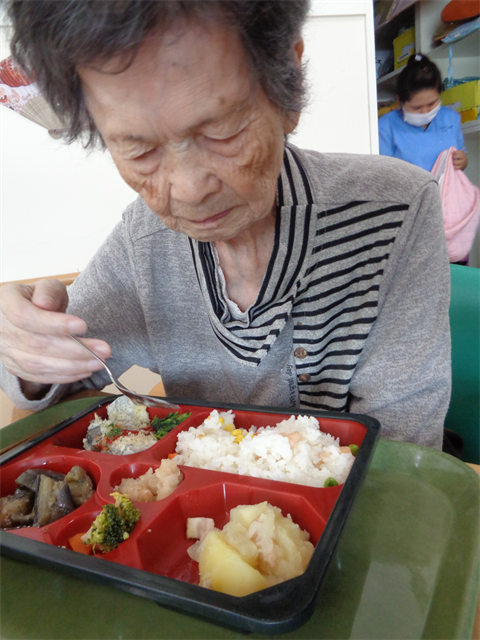 お楽しみ弁当